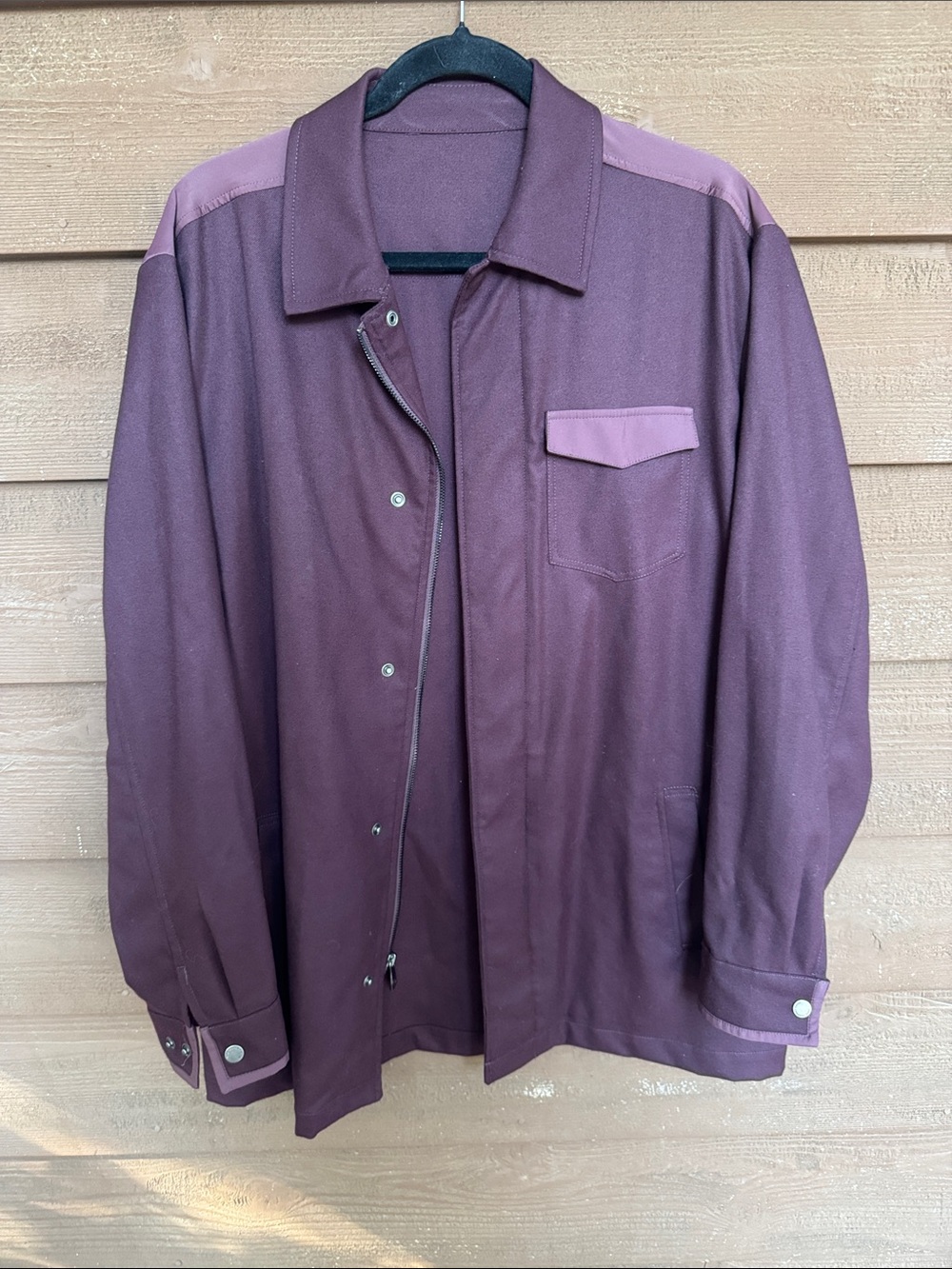 Hart Schaffner Marx Plum with Light Plum Accents Men's Jacket size Large
